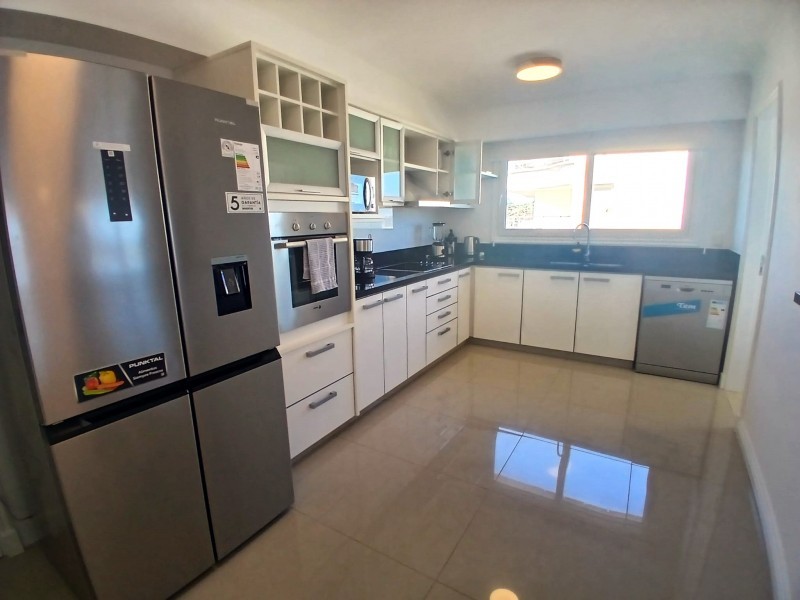 Espectacular Penthouse en primera línea al mar 